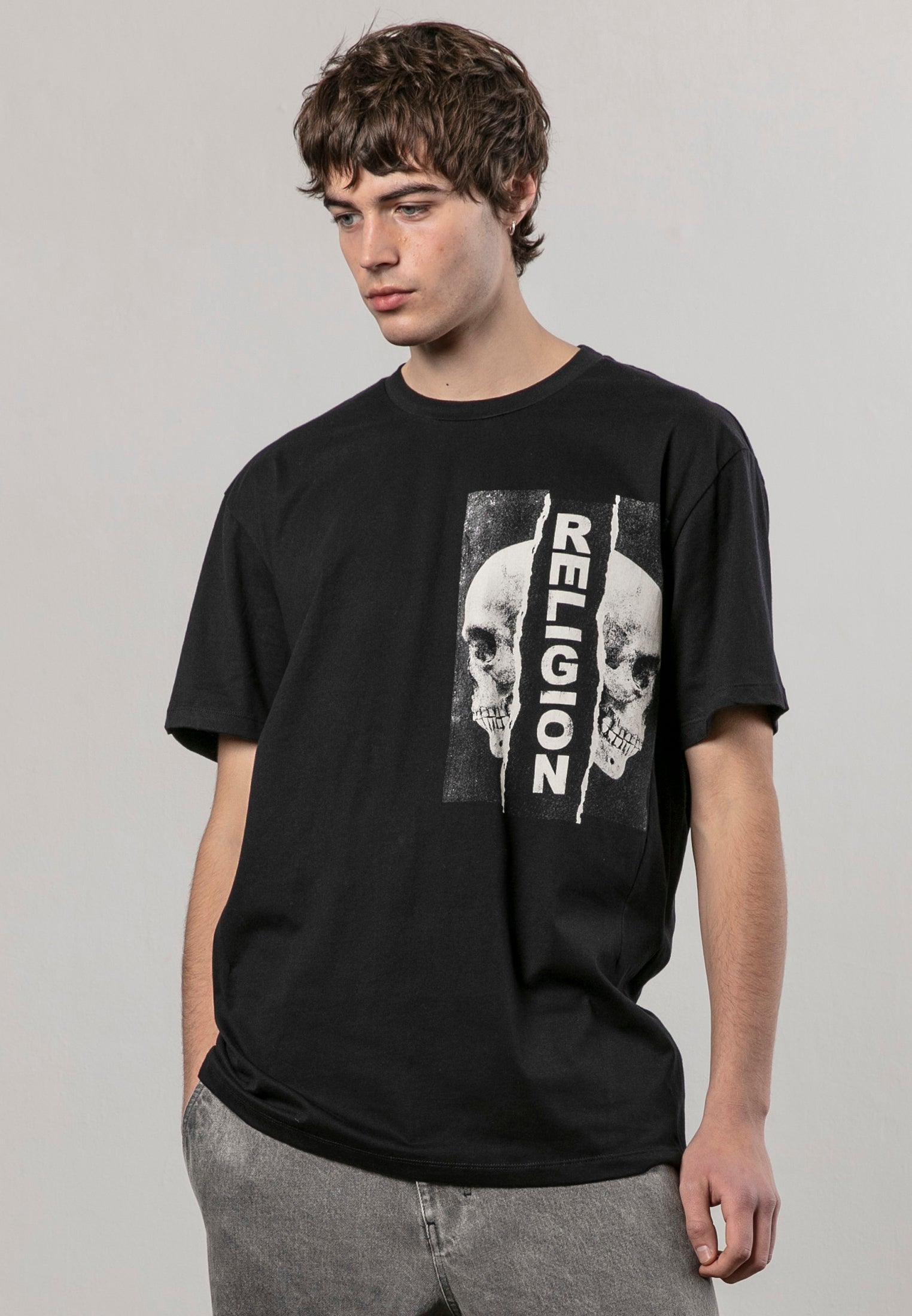 RIPPED T-SHIRT BLACK