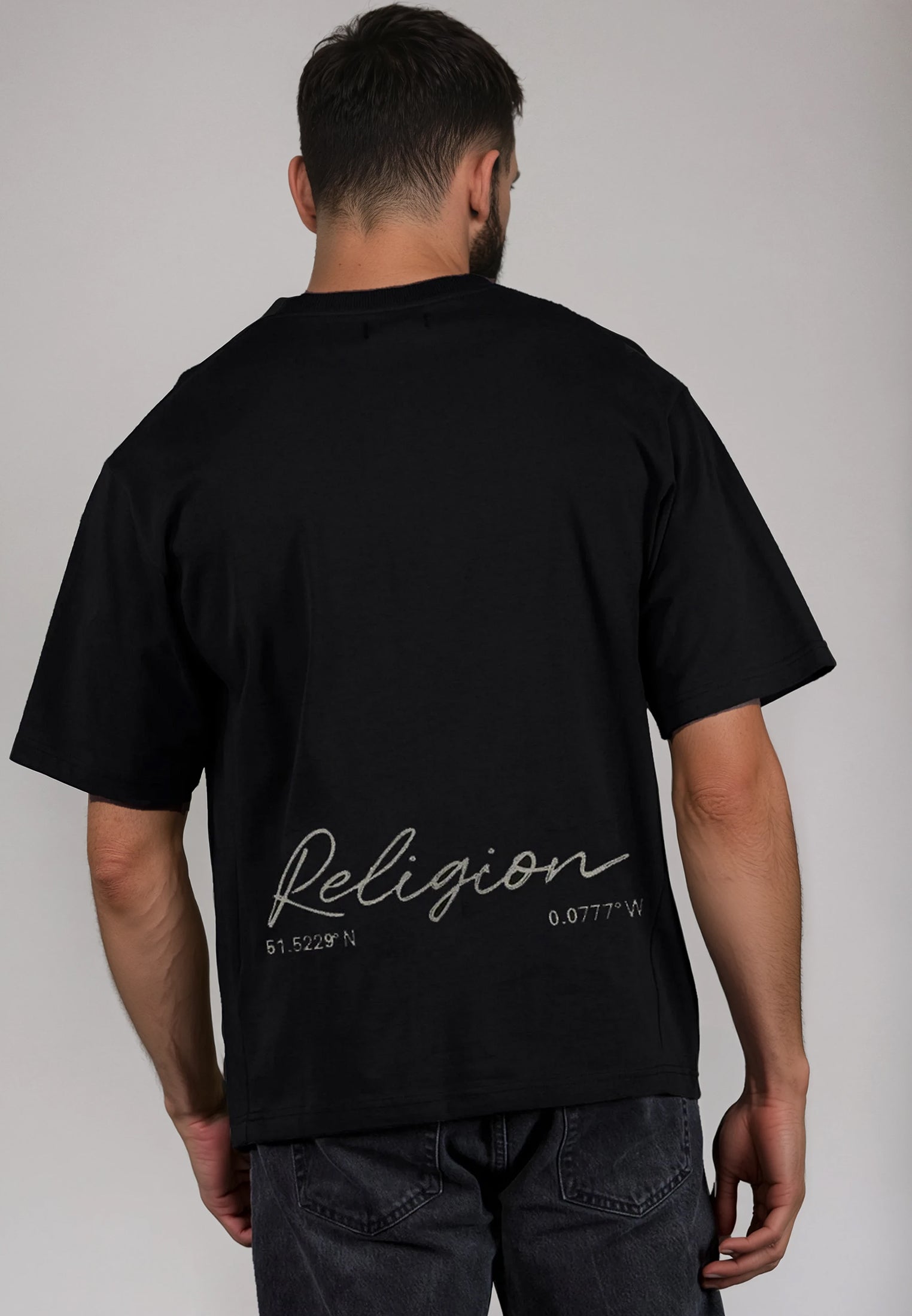 OVERSIZED HEAVY EMBRO T-SHIRT JET BLACK