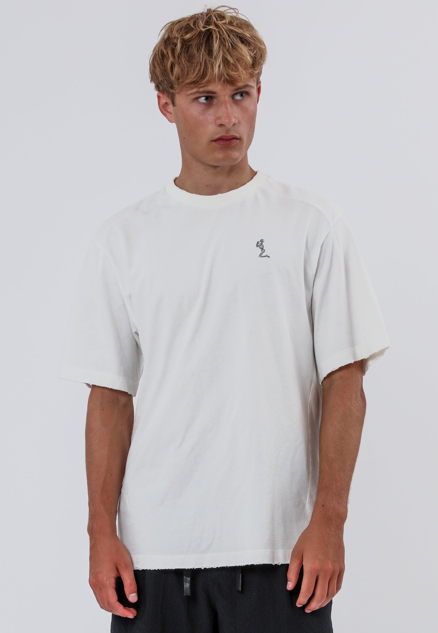 BATTLE DISTRESSED T-SHIRT OFF WHITE